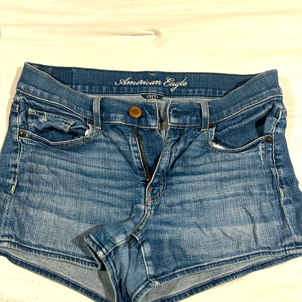 American Eagle stretch shorts